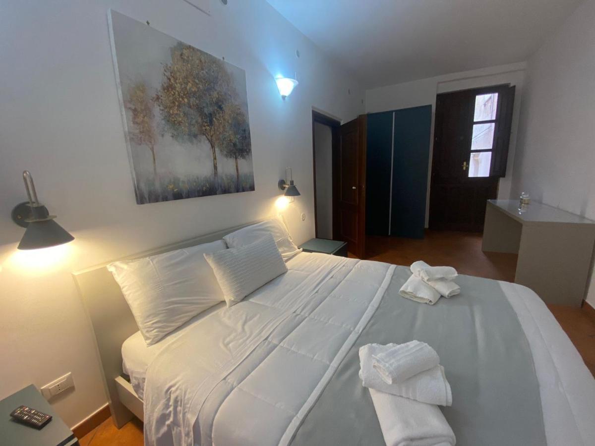 Corte Roma 148 Apt Syracuse Eksteriør bilde